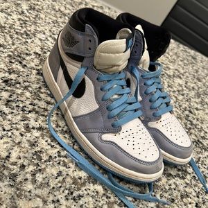 Air Jordan 1 Retro High OG - University Blue. Used. Men’s 9. No original box.